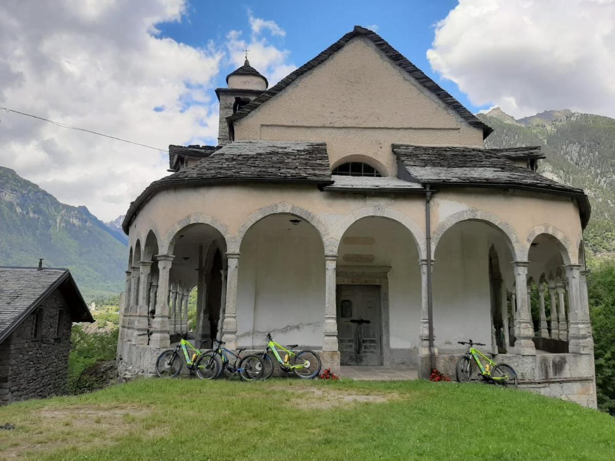 Locanda Del Sasso Rooms Crodo Buitenkant foto