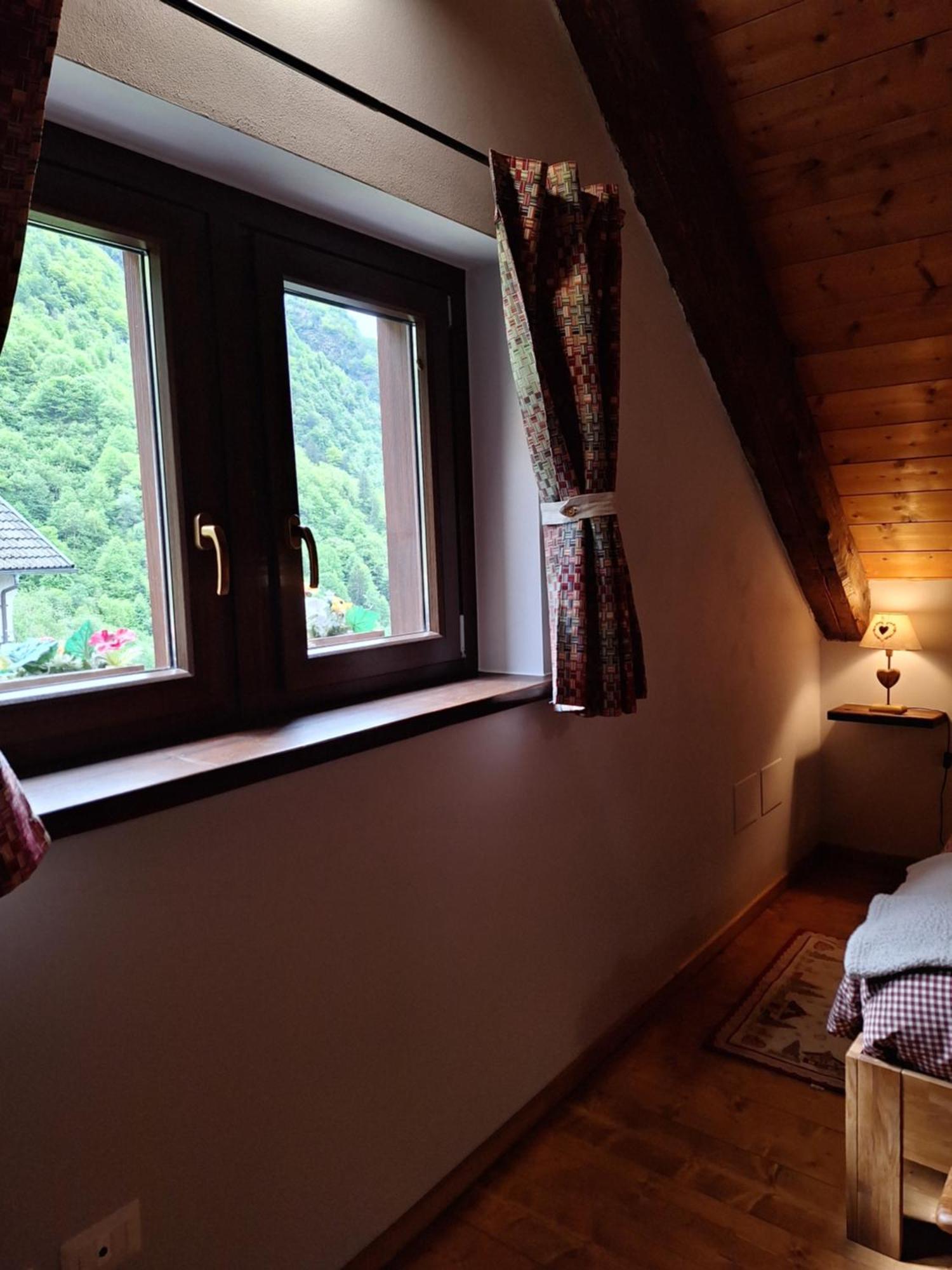 Locanda Del Sasso Rooms Crodo Buitenkant foto